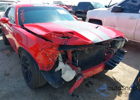 2018 Dodge Challenger Sxt z USA, uszkodzony, nr VIN 2C3CDZAG1JH219407